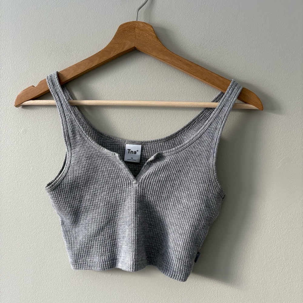 Aritzia TNA Cropped Tank Top
